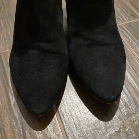 Coconuts by Matisse suede ankle booties - Picture 7 of 11
